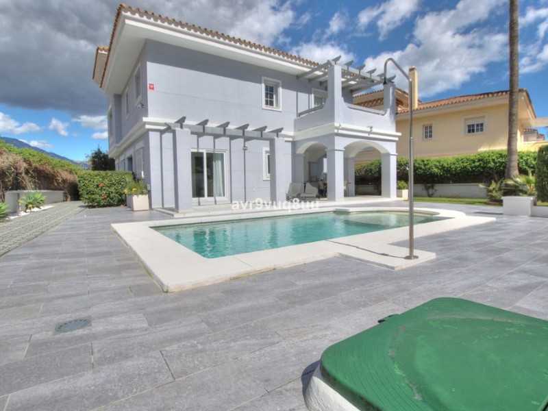 Villa 4 bedrooms 237 m² in Mijas Villa 4 bedrooms 237 m² in Mijas
