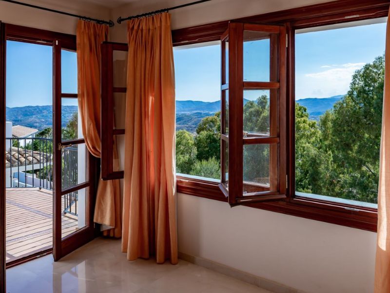 Photo: Villa 4 bedrooms 389 m² in Mijas