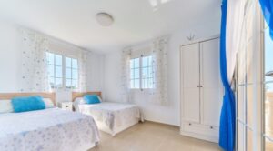 Mini foto: Chalet de 5 habitaciones 300m² en Boussot