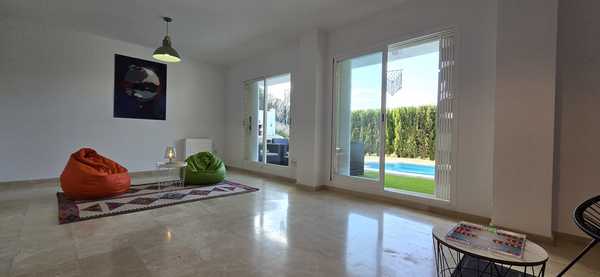 Foto: Casa de 4 dormitorios 210m² en La Nucia