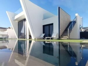 Mini foto: Villa 3 dormitorios 158m² en Torrevieja