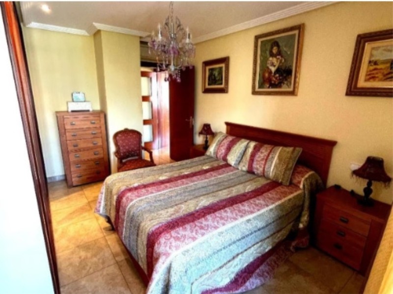 Foto: Apartamento 3 dormitorios 103 m² en Benidorm