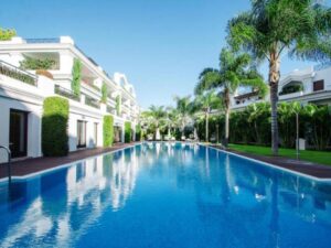 Mini photo: Apartment 3 bedrooms 212 m² in Estepona