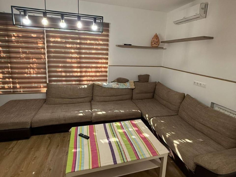 Photo: Villa 4 bedrooms 357 m² in El Chaparral