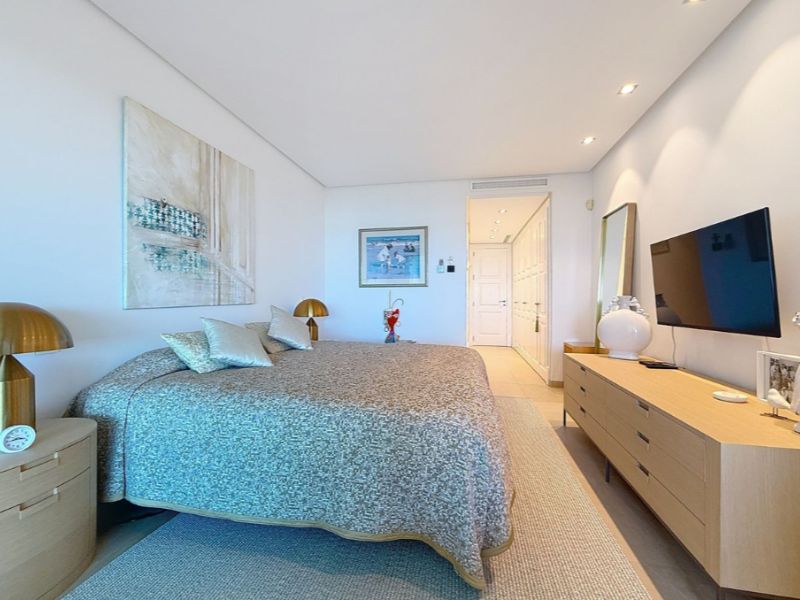 Фото: Квартира 2 спальни 115 м² в Эстепоне