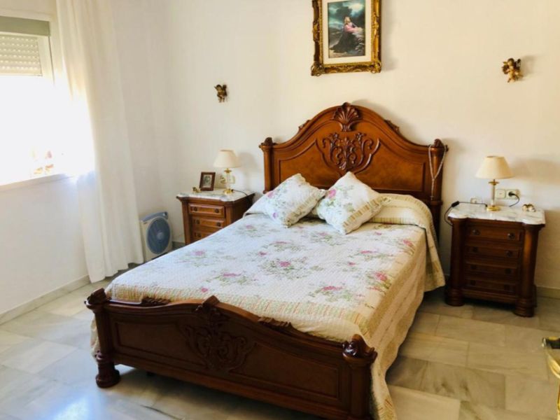 Photo: 2 houses 6 bedrooms 250 m² in Estepona