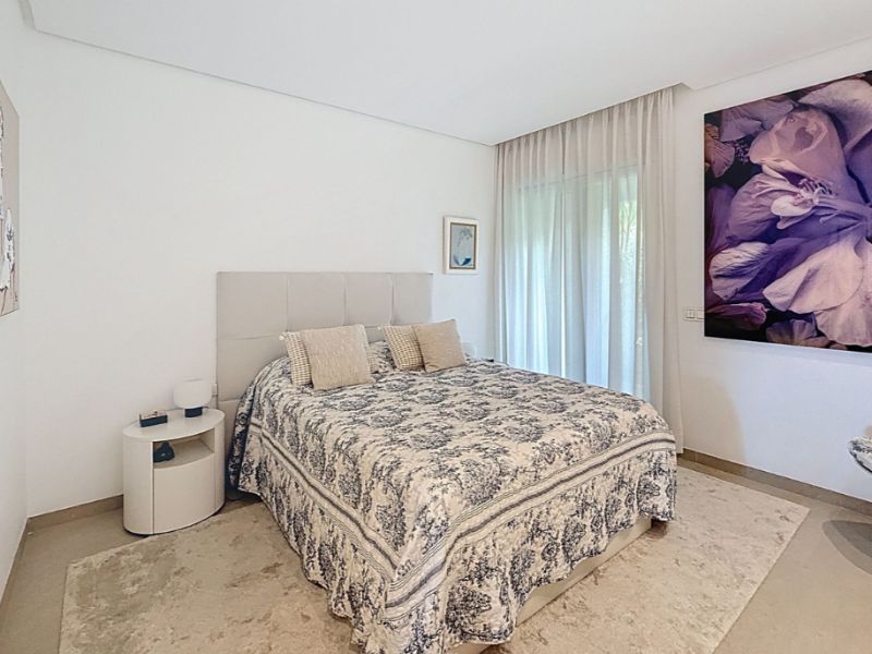 Фото: Квартира 2 спальни 115 м² в Эстепоне