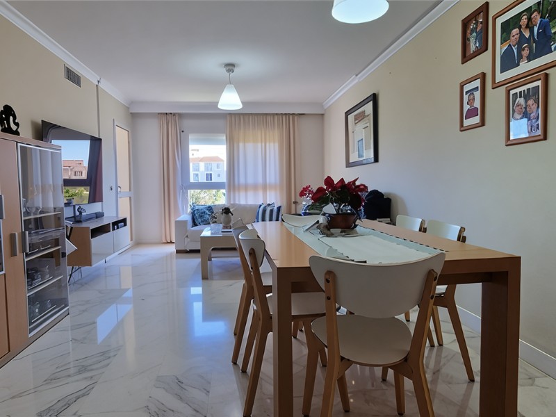 Foto: Dúplex 5 dormitorios 203 m² en Estepona