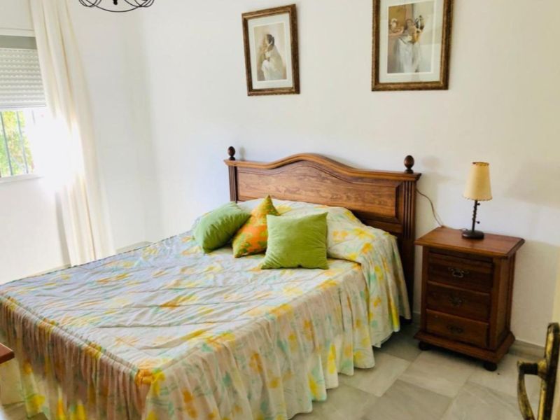 Photo: 2 houses 6 bedrooms 250 m² in Estepona