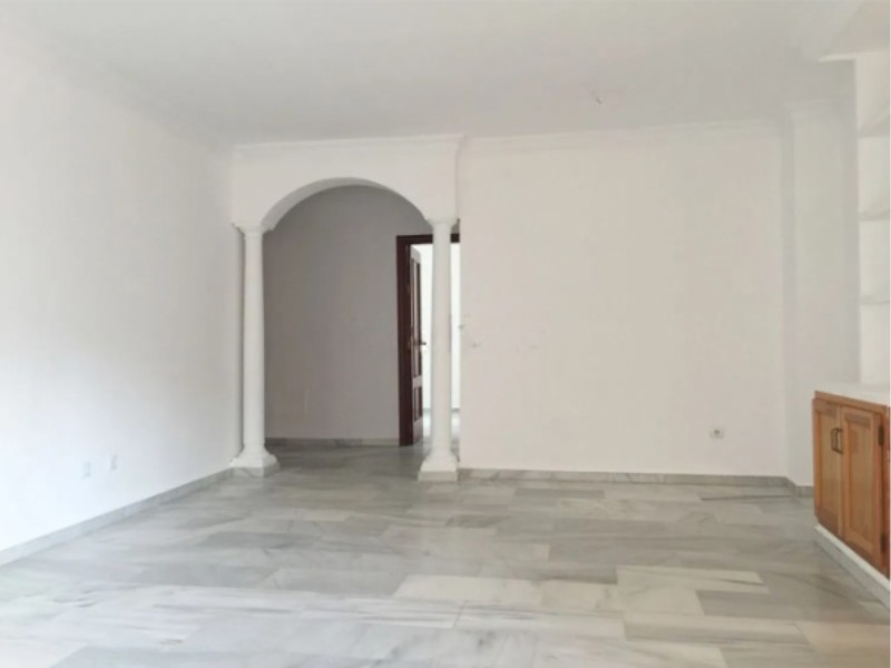 Photo: Apartment 3 bedrooms 112 m² in Estepona