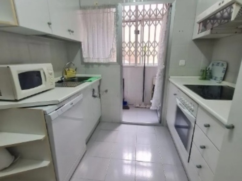 Фото: Квартира 3 спальні 80 м² в Аліканте