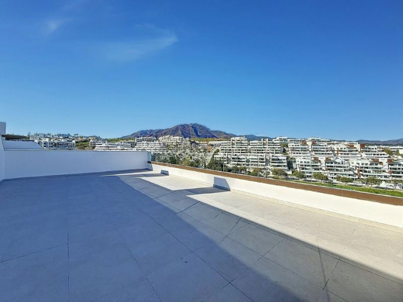 Фото: Квартира 3 спальни 143 м² в Эстепоне