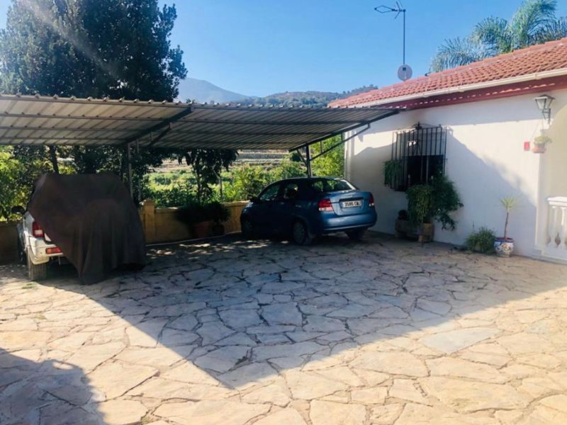 Photo: 2 houses 6 bedrooms 250 m² in Estepona