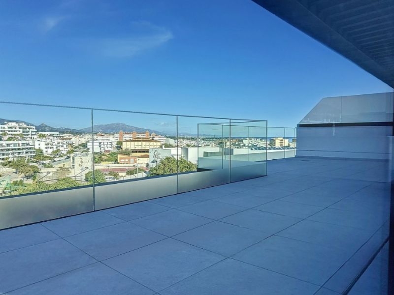 Фото: Квартира 3 спальни 143 м² в Эстепоне