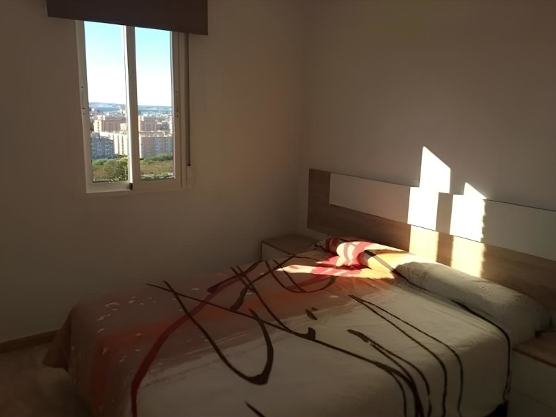 Фото: Квартира 3 спальни 80 м² в Аликанте