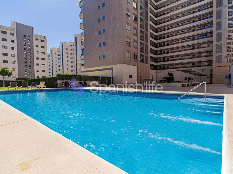 Foto: Apartamento 1 dormitorio 64 m² en Benidorm