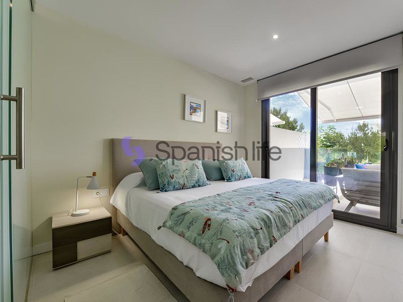 Foto: Dúplex 3 dormitorios 255 m² en Finerstat