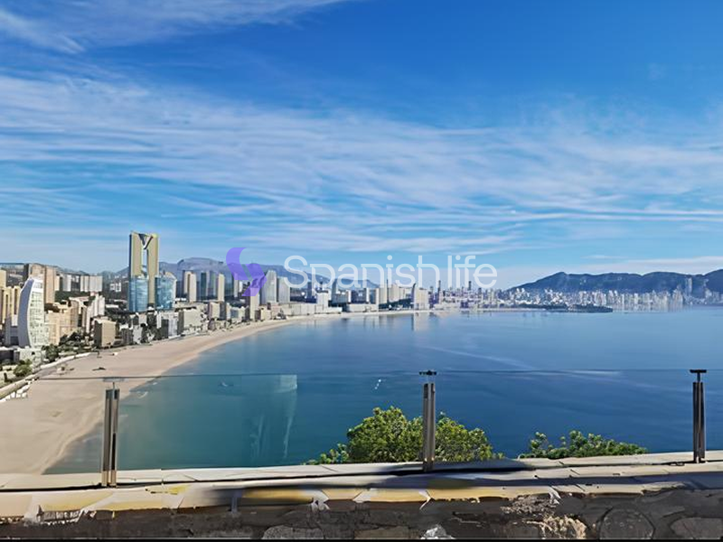 Фото: Квартира 2 спальни 75 м² в Бенидорме