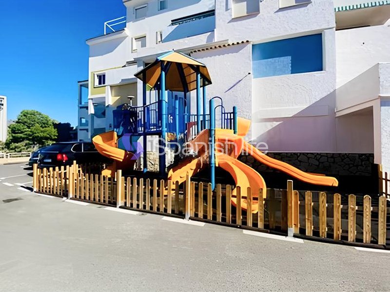 Фото: Квартира 2 спальни 75 м² в Бенидорме