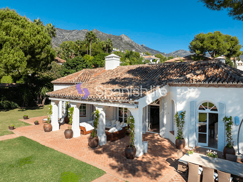 Foto: Villa de 5 dormitorios y 1265m² en Marbella