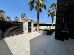 Mini foto: Chalet 4 dormitorios 285 m² en Orihuela Costa
