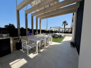 Mini foto: Chalet 4 dormitorios 285 m² en Orihuela Costa