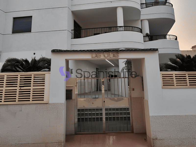 Foto: Piso 3 dormitorios 125 m² en Calpe