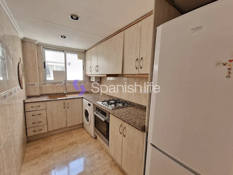 Three-bedroom apartment 73 m² in Benicalap