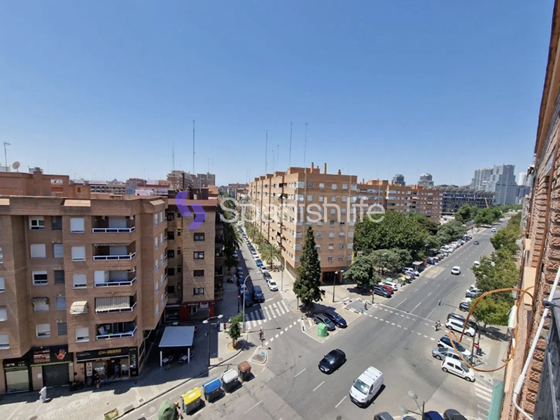 Фото: Квартира 3 спальни 73 м² в Беникалап