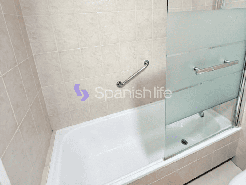 Photo: Apartment 3 bedrooms 119 m² in Valencia