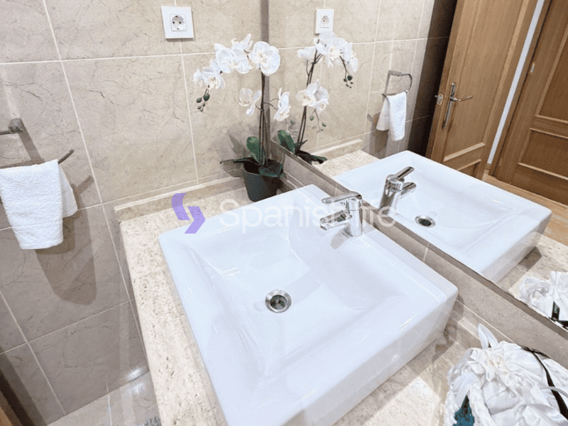 Photo: Apartment 3 bedrooms 119 m² in Valencia