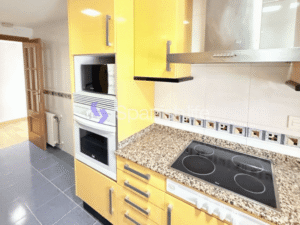 Mini photo: Apartment 3 bedrooms 119 m² in Valencia