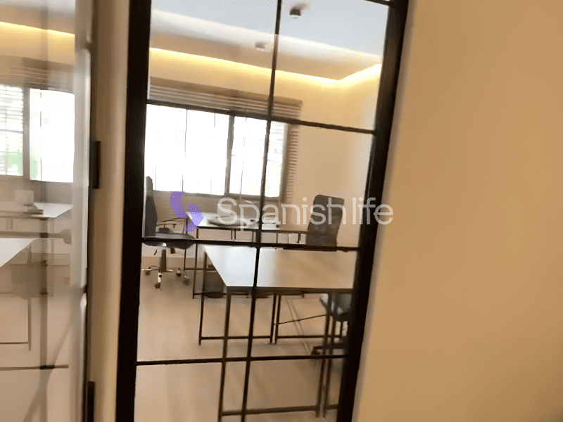 Фото: Коммерческая недвижимость 45 м² в Марбельи