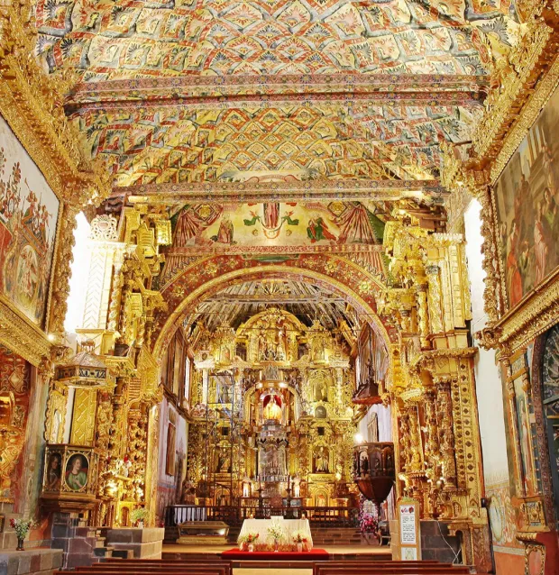 Iglesia de San Pedro y Santuario de la Divina Aurora