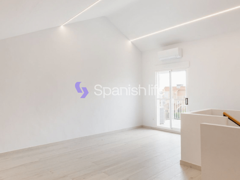 Photo: Townhouse 4 dormitorios 186 m² en Valencia