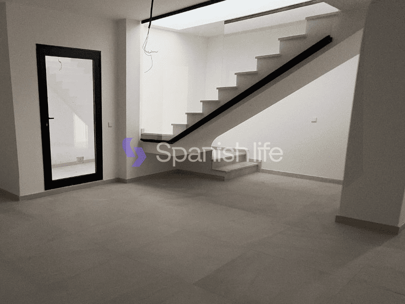 Photo: Townhouse 4 bedrooms 149 m² in Valencia