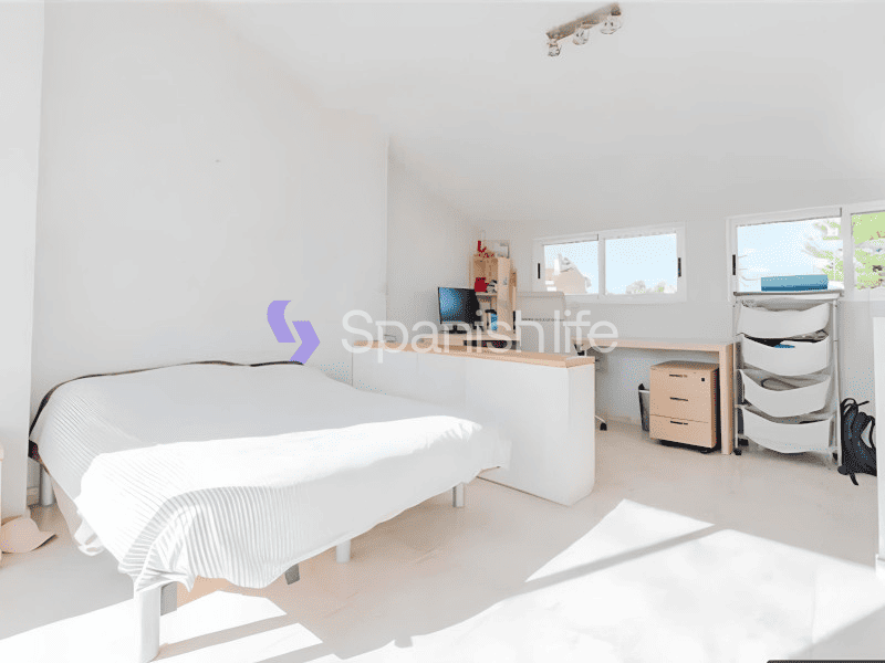 Foto: Casa 5 dormitorios 236 m² en Valencia