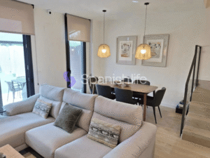 Mini photo: Townhouse 4 bedrooms 150 m² in Valencia