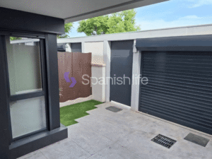 Mini photo: Townhouse 4 bedrooms 150 m² in Valencia