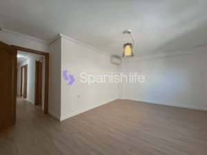 Mini photo: Apartment 4 bedrooms 135 m² in Valencia