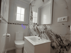 Mini photo: Apartment 4 bedrooms 135 m² in Valencia