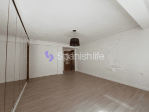 Mini photo: Apartment 4 bedrooms 135 m² in Valencia