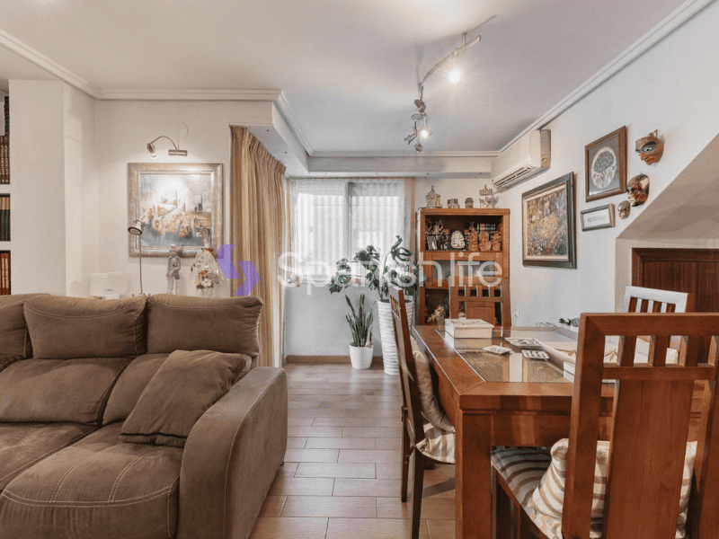 Фото: Дуплекс 3 спальні 98 м² у Валенсії