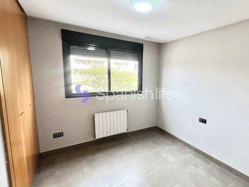 Photo: Townhouse 5 bedrooms 387 m² in Valencia