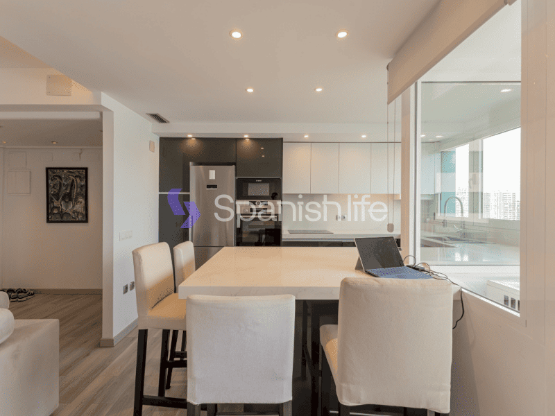 Фото: Квартира 3 спальни 108 м² в Валенсии