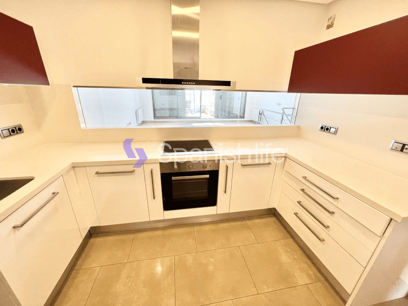 Photo: Townhouse 5 bedrooms 387 m² in Valencia