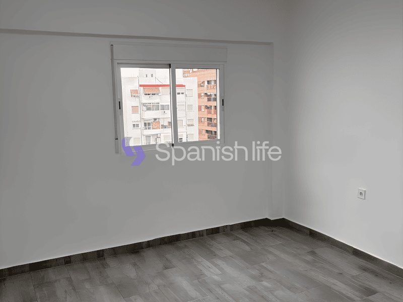 Фото: Квартира 2 спальни 70 м² в Валенсии