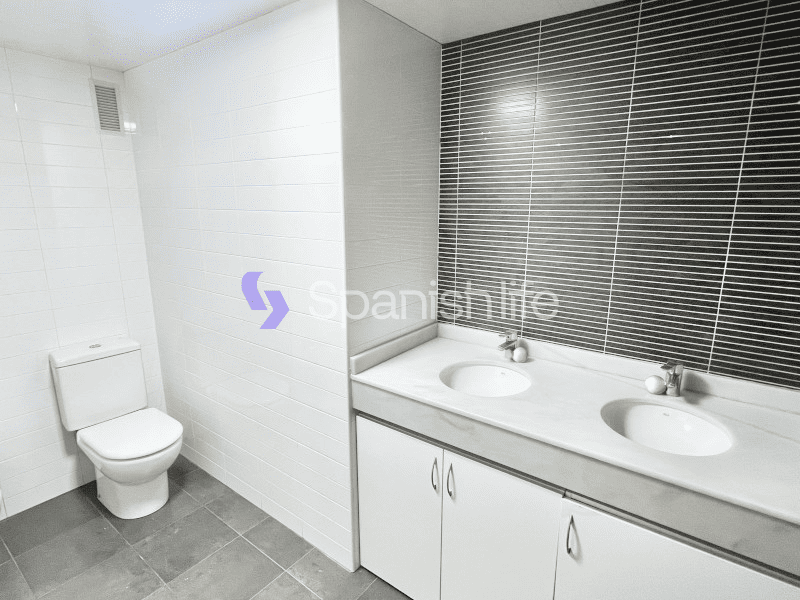 Photo: Townhouse 5 bedrooms 387 m² in Valencia