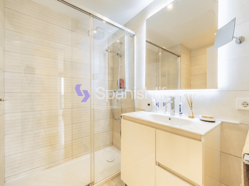 Фото: Квартира 3 спальни 116 м² в Валенсии