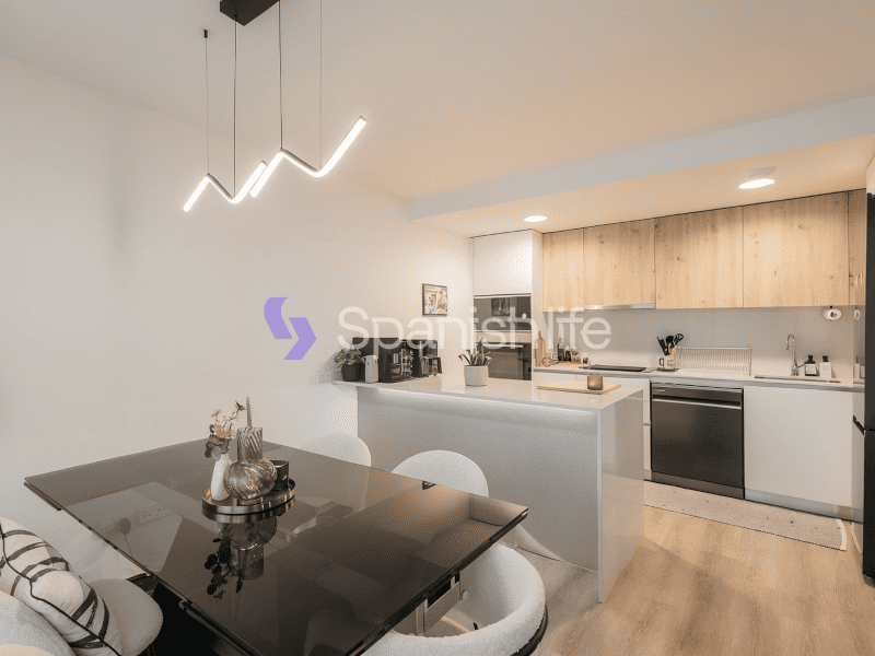 Foto: Piso de 2 dormitorios 100 m² en Valencia